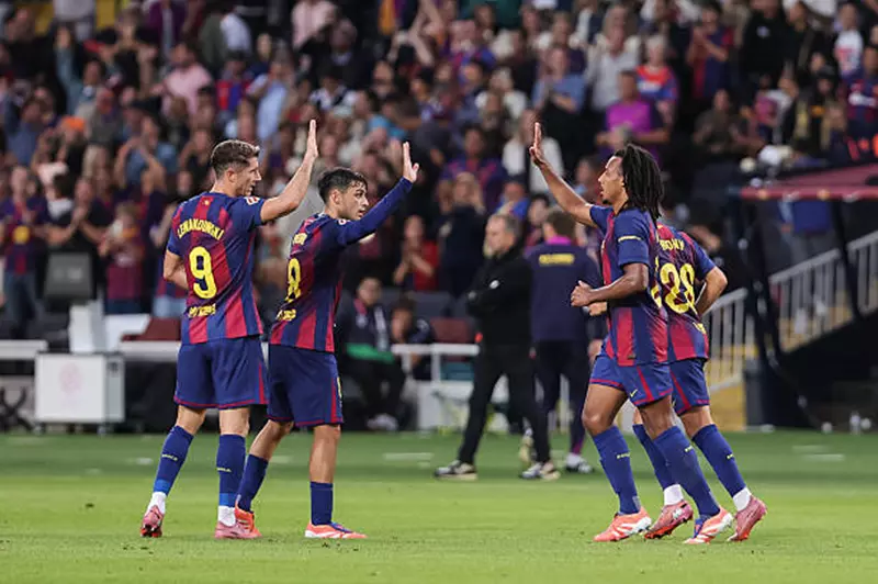 برشلونة يستعيد ثنائي قبل موقعة ريال مدريد